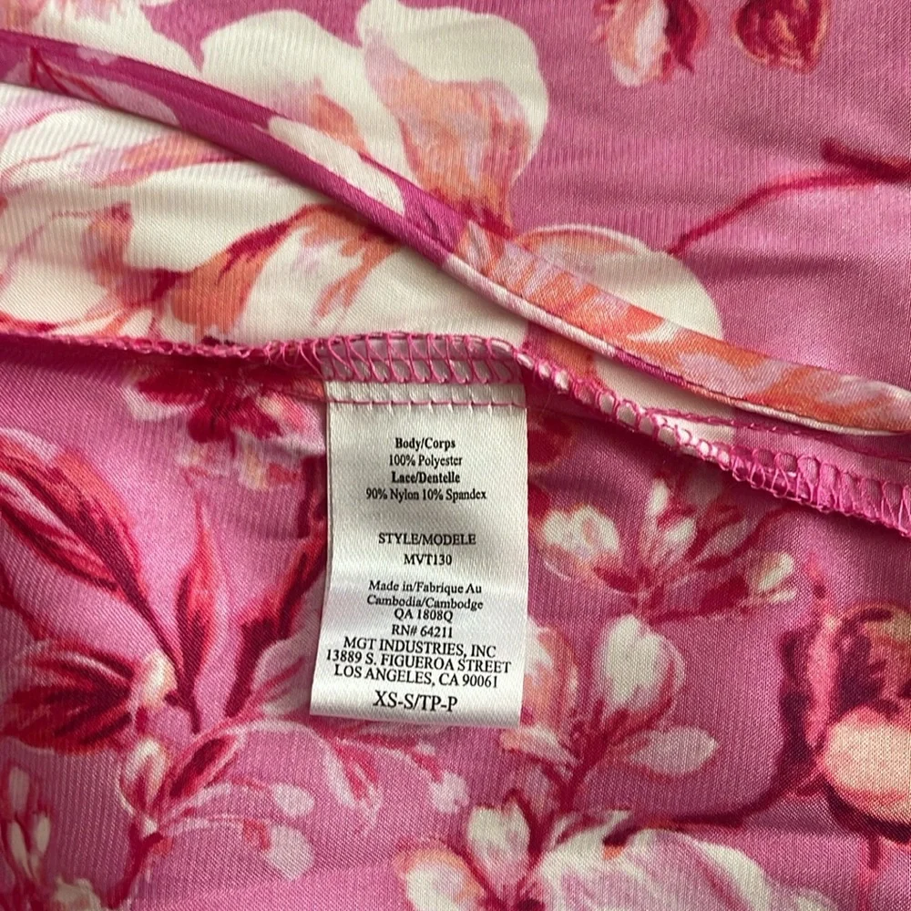 Floral robe - Picture 3 of 9